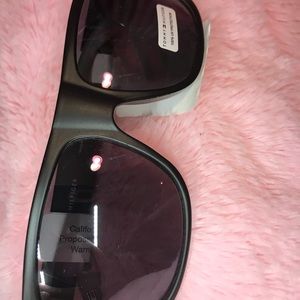Tommy Hilfiger SunGlasses